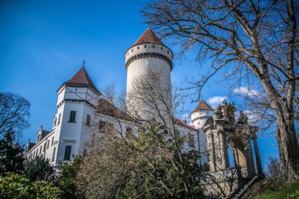 Excursión de un día al castillo de Konopiště y a la fábrica de cerveza Kozel