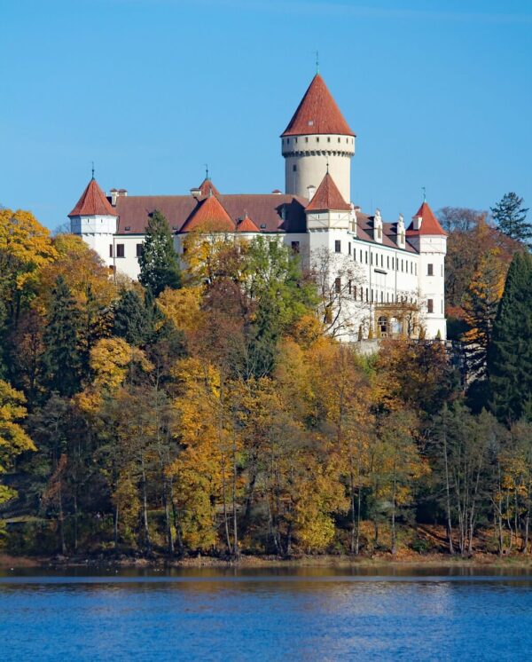 Excursión de un día al castillo de Konopiště y a la fábrica de cerveza Kozel - Imagen 4